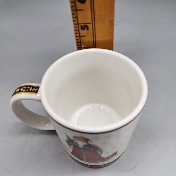 Old World Santa Christmas Mug Snow Covered Ground Vintage Retro Christmas Mug - Picture 4 of 4